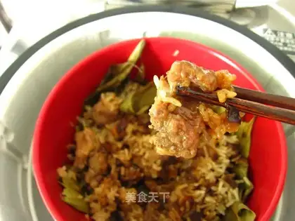 Spiced glutinous rice ribs