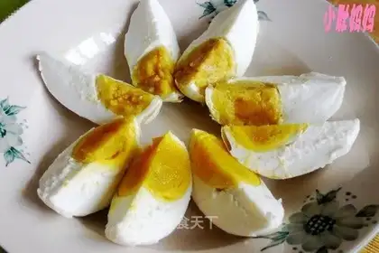 pickled duck eggs