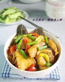 Hot and sour fish three delicacies
