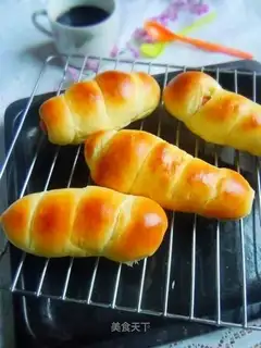Chinese sausage bread