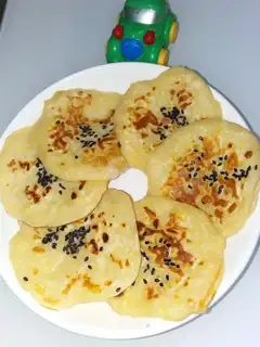 Black sesame apple waffles