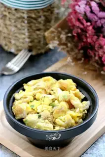 Silverfish fried eggs