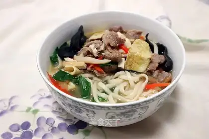 Pour your head on the noodles
