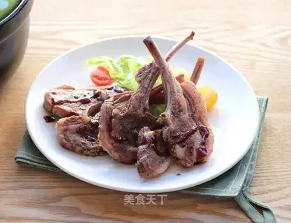 A casserole roasted lamb chop