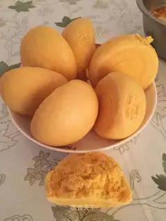 Pumpkin buns