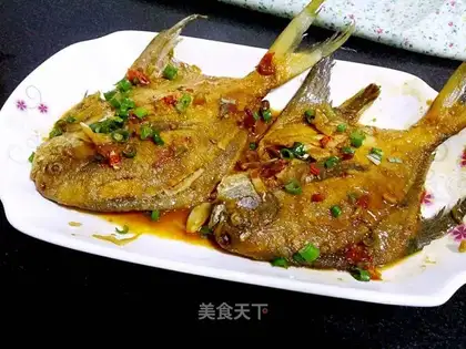 Red-burned mackerel