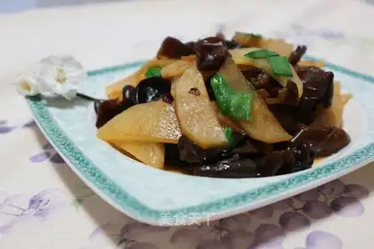 Black-mucked sherry