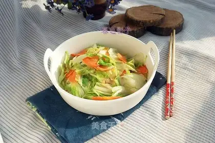 The cabbage makes carrots