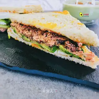Cream tuna sandwich