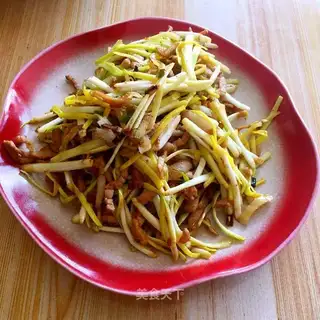 Garlic little fried meat