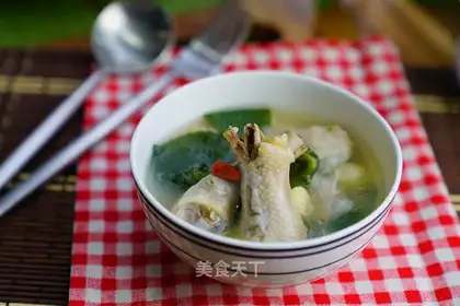 Chicken claw soup