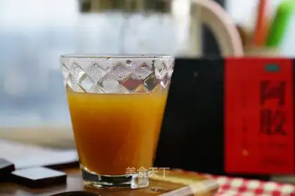 Ace-tale, ginger tea