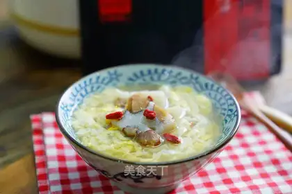 Zhong Ming-eok-gyu egg soup