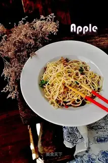 Squeeze meat noodles