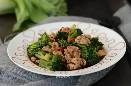 The broccoli walnuts