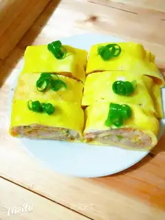 Shrimp egg rolls