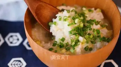 Dry greasy egg porridge