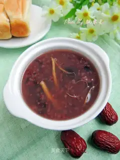 The party's red-tree porridge