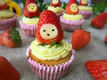 Little Red Hat Cupcake