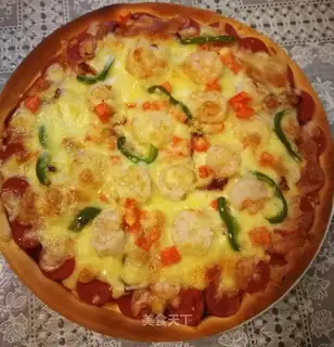 Bacon shrimp pizza