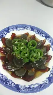 Green peppers and eggs