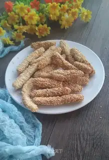 Souffle sesame sticks