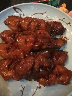 Red chicken wings