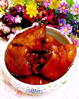 Red pig hoof