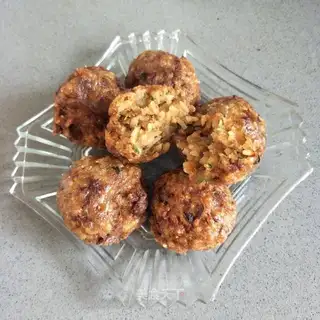 Fried rice balls