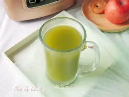 Celery apple juice