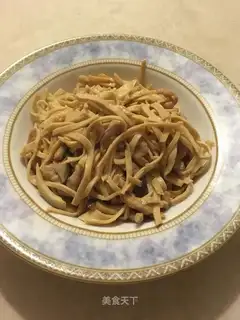 Tofu-scrubbed chicken mushrooms and fried meat