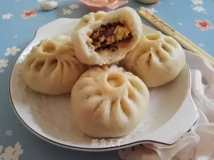Pumpkin egg buns