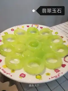 Emerald stones