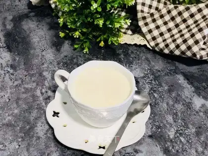 Milk and corn congee