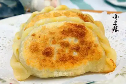 Round cabbage pork box