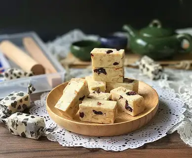 Apricot and cranberry
