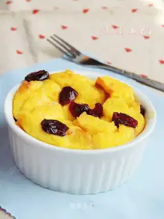 Cranberry bread pudding
