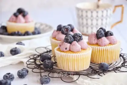 Blueberry cupcakes