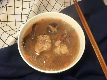 Tea mushrooms, duck soup