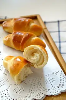 Cream bread