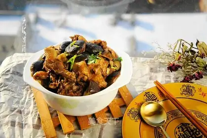 Chicken stew mushrooms