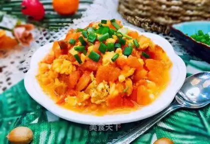 Tomato fried eggs