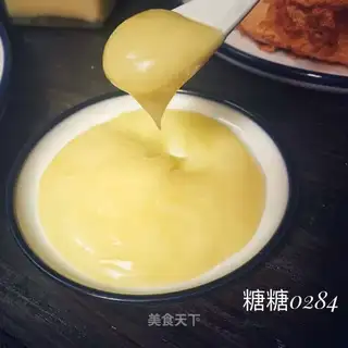 Homemade salad sauce