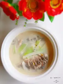 The radish gravy soup