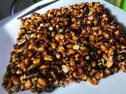 Peanut sesame sugar