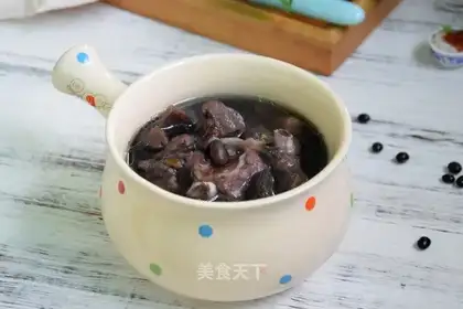 Black bean is a steak soup