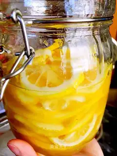 Honey lemon tea