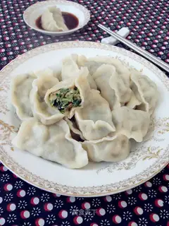 Pork spinach dumplings