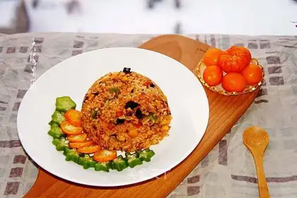 Frozen rice and mushroom sauce