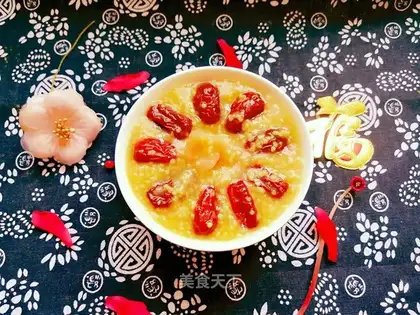 Little rice porridge with red dates